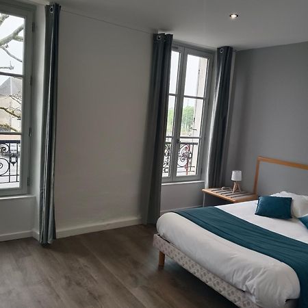 Hotel De France Vatan エクステリア 写真