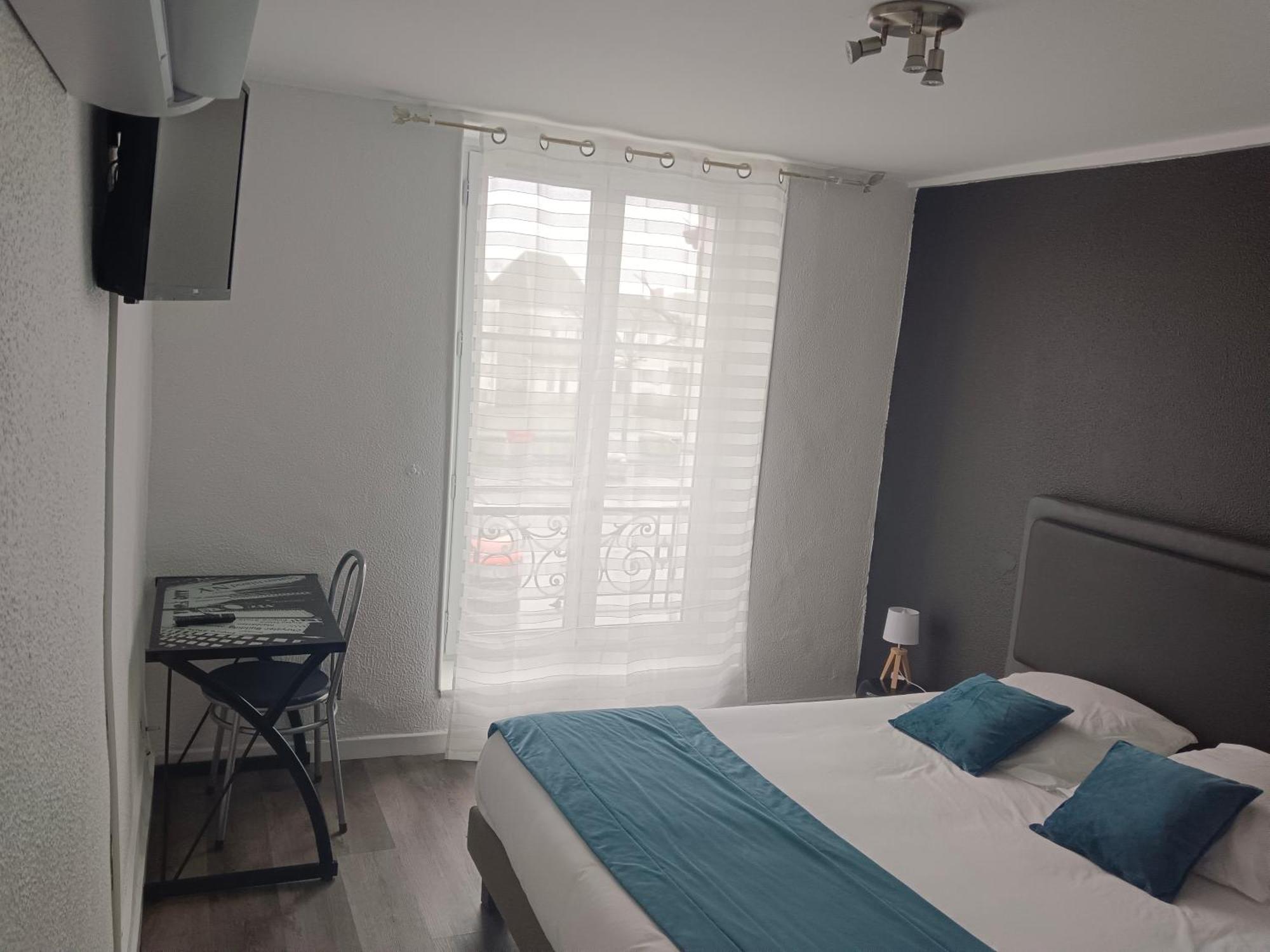 Hotel De France Vatan エクステリア 写真